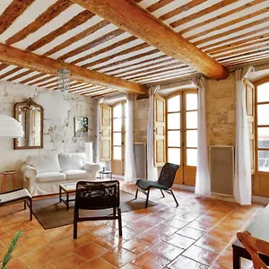 Charming Traditional Flat With Garage At The Heart Of - Welkeys France