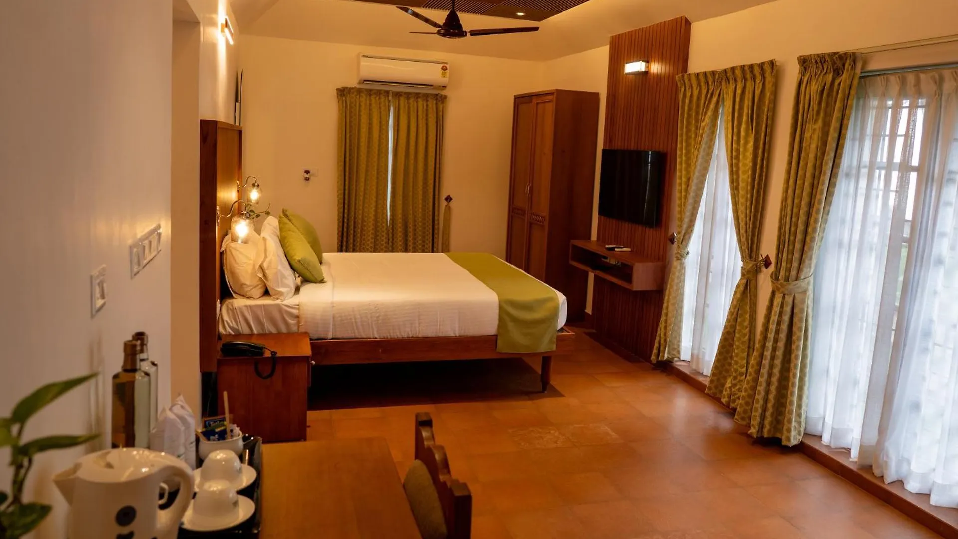 Ktdc Kumarakom Gateway Resort Alappuzha
