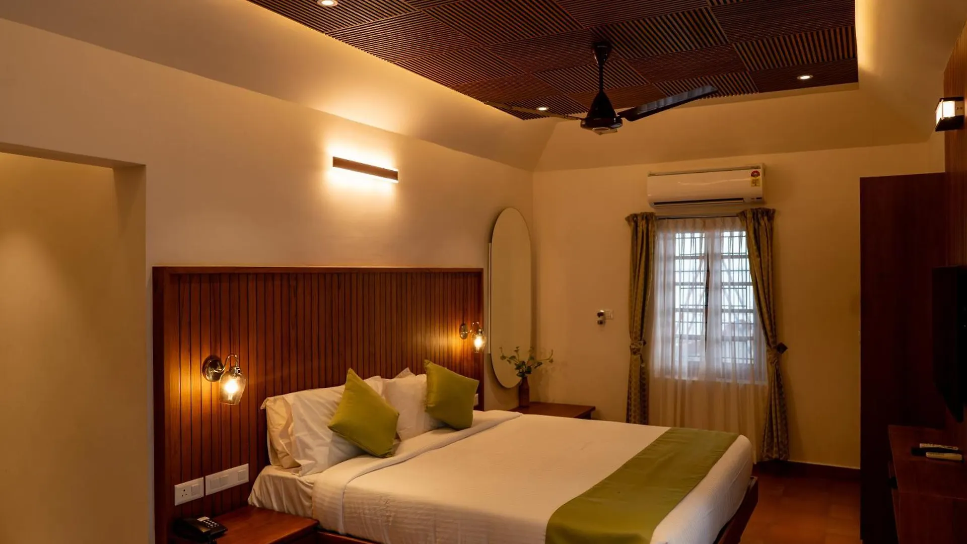 Ktdc Kumarakom Gateway Resort Alappuzha