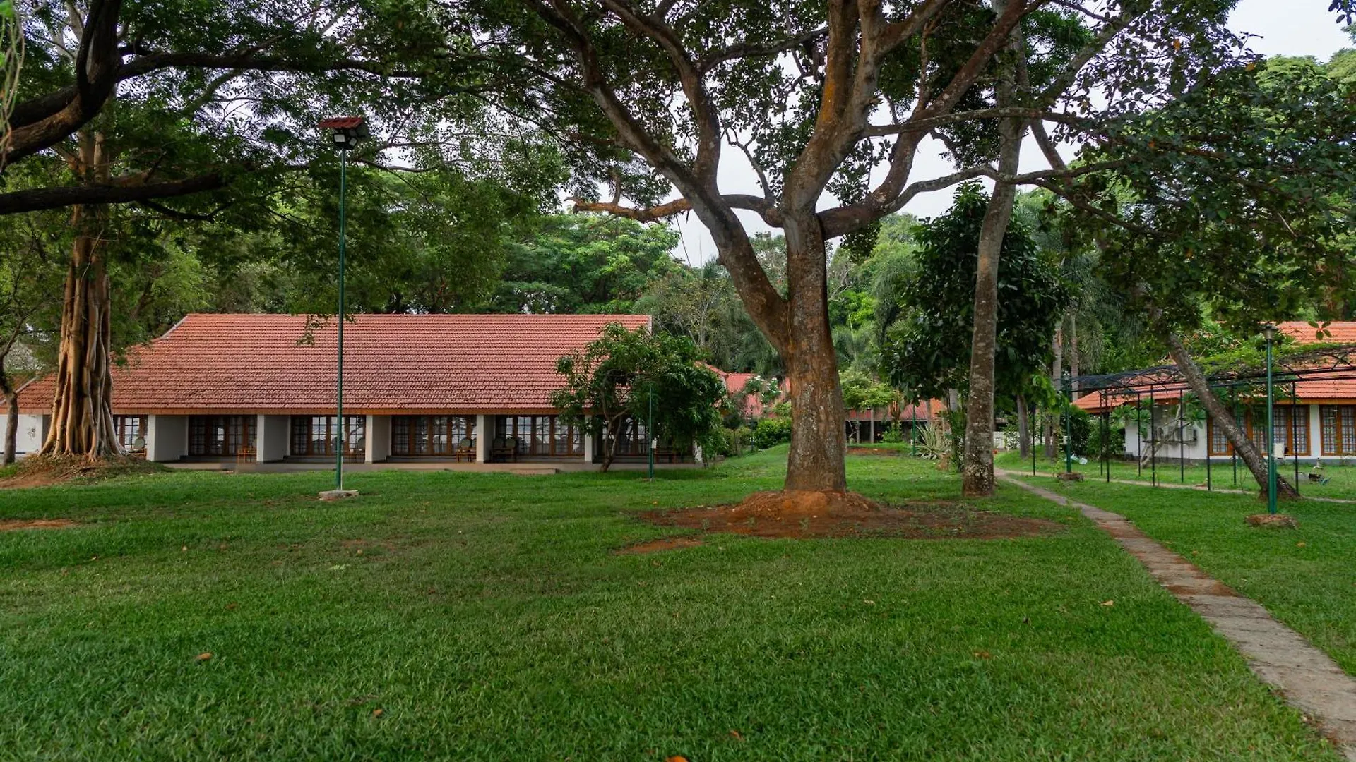 Ktdc Kumarakom Gateway Resort Alappuzha Indien